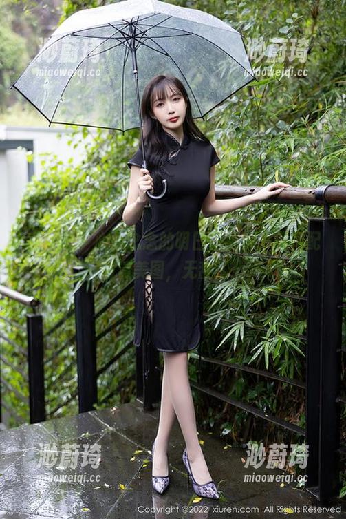 秀人网 - 心心念念的明日花桃桃，红裙配高清美图，无敌了！