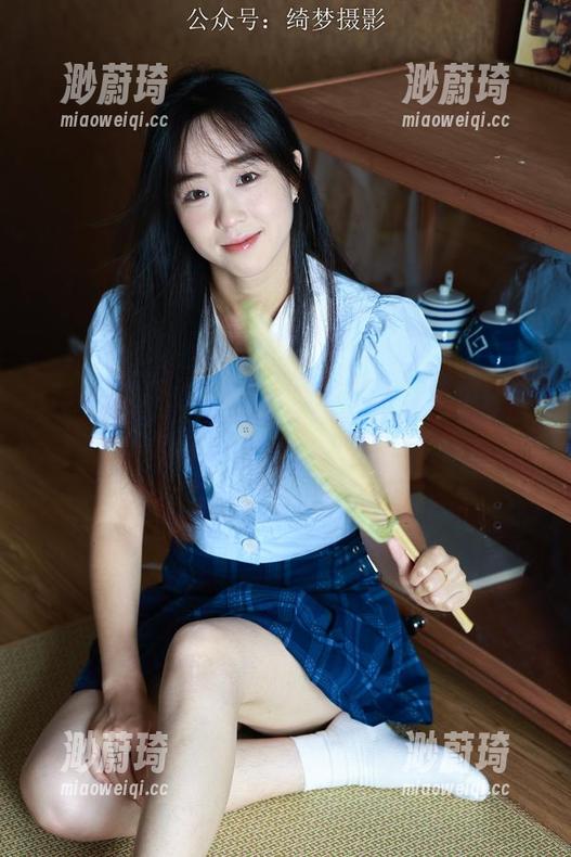绮梦摄影-月月 绮梦摄影 - 月月的办公室,让这些更新的图片带你“走错”了职业人生