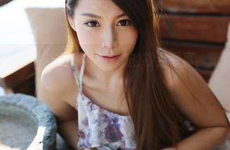 美媛馆 – 最美腿——Abby王乔恩的裸足写真，简直是艺术的又一颠覆。
