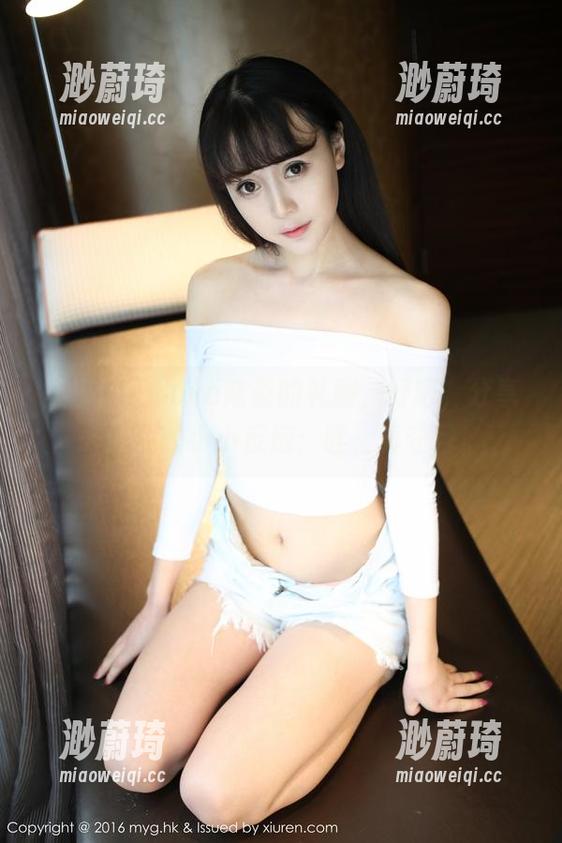 美媛馆 - Love陆瓷的礼服，好吧，分享一下我的小小反应：哇，真夺目！