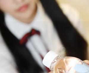 美媛馆 – 子纯儿Annie的户外写真：满屏的色彩，我的眼睛开始发光