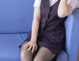 袜啵啵 – 看这福利！小安和她的板鞋写真，是运动范儿没错