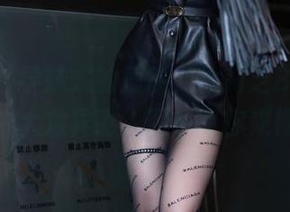 语画界 – 学妹式的质感，徐莉芝Booty在无圣光中大放异彩，图包等你来慢慢品。