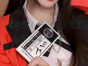 阿九从不咕咕毫不掩饰的小恶魔姿态，原图难以抗拒！