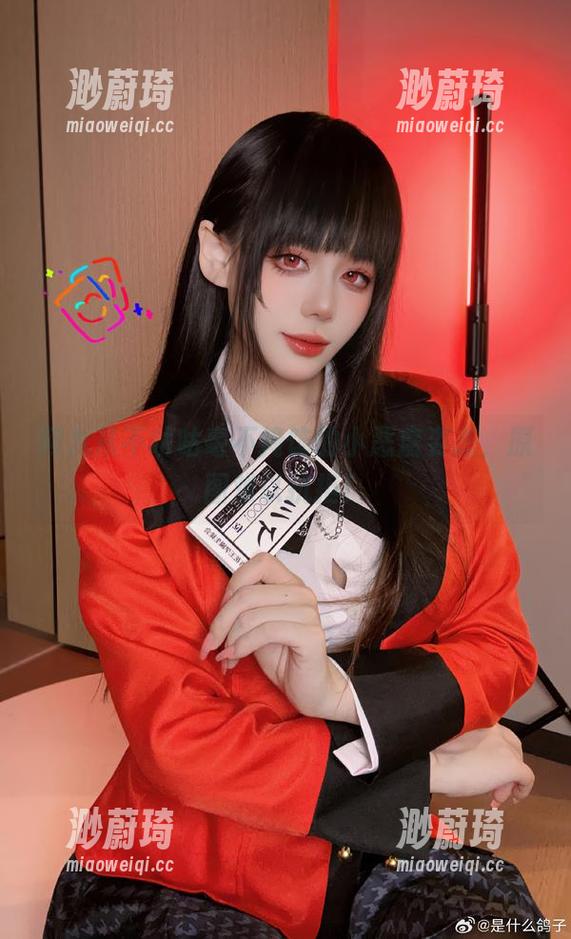 阿九从不咕咕毫不掩饰的小恶魔姿态，原图难以抗拒！