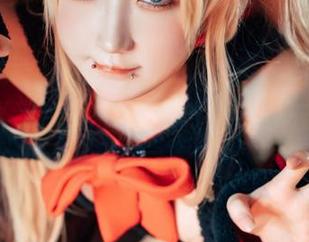 不得不说，阿包也是兔娘的最新写真“一美倾城”，这“天使”好像就从云彩里飞下来了吧？