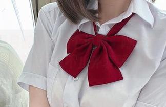 每张图包都应该加个说明：阿包也是兔娘的纯欲女友不止外表那么单纯