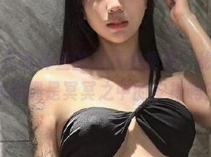 微密圈 – 在鱼神鱼的在线图集里，秘书与内衣的相遇是冥冥之中的安排吗？