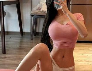 微密圈 – 黎允熙baby的写真：居然比风韵还风韵