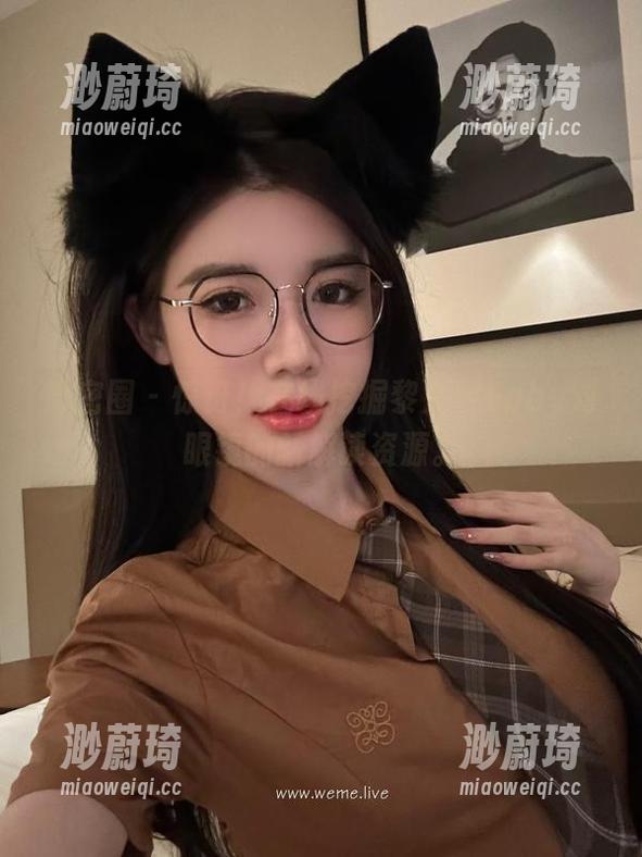 微密圈 - 惊讶！在线挖掘黎允熙baby对眼镜的新解读资源。